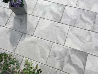 Gala-Lusit BellaStone® Plan Garten- und Terrassenplatte 60x40x4,5 cm - Gris-Basalto mit Microfase